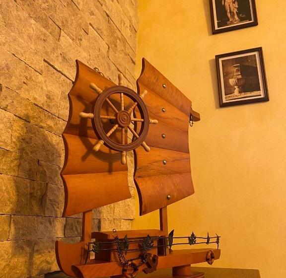 آپارتمان 1 خوابه, Motel Pizzeria Antic's