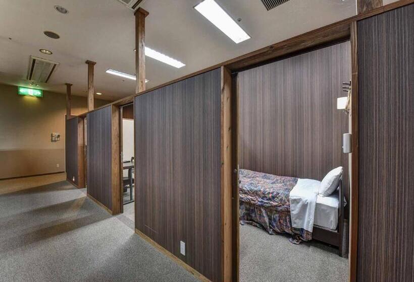 ルームシェアのワンベッド, Sagayamato Onsen Hotel Amandi
