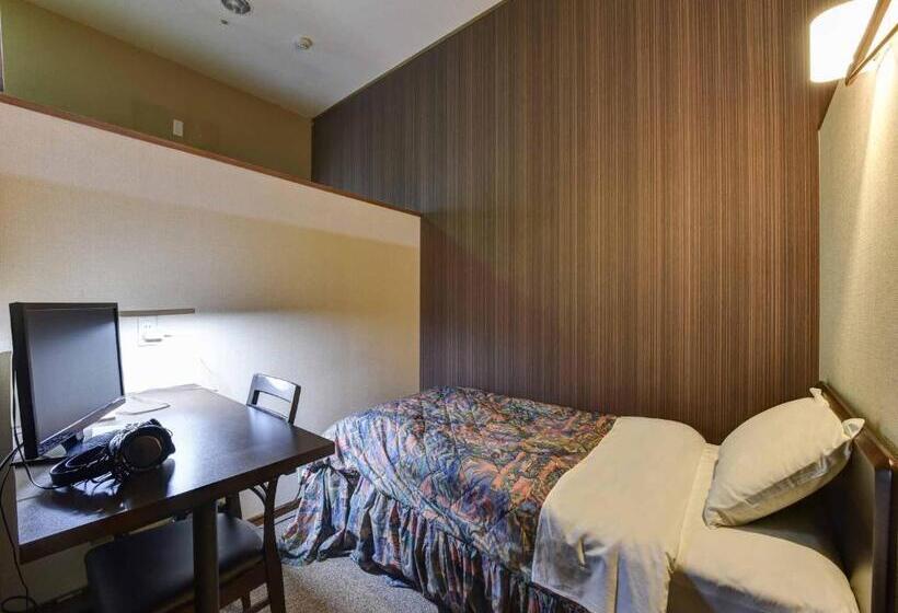 ルームシェアのワンベッド, Sagayamato Onsen Hotel Amandi