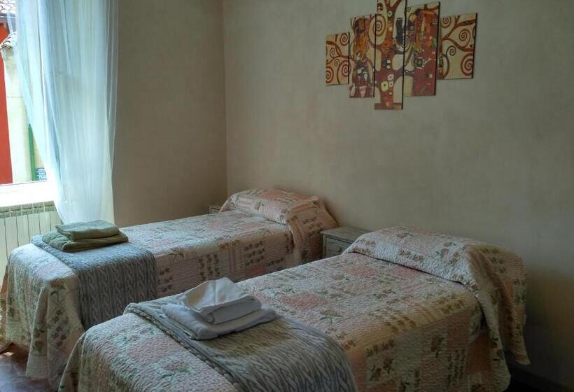 Standard room with outdoor bath, B&b L  Albicocco