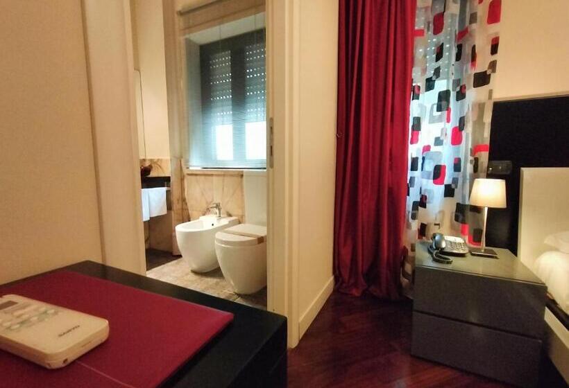 اتاق لوکس, L Orto Degli Otelli