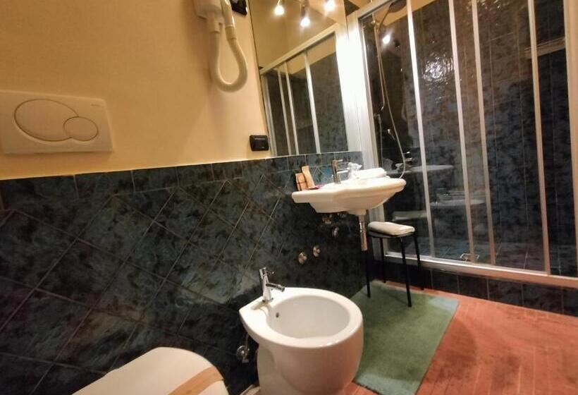 اتاق اکونومی یک تخته, L Orto Degli Otelli