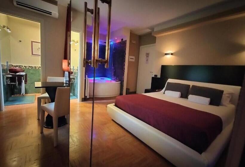 سوئیت با وان آب گرم, L Orto Degli Otelli