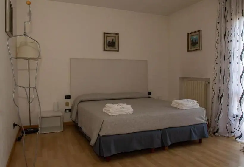 スタンダードルーム, Bed And Breakfast La Sosta