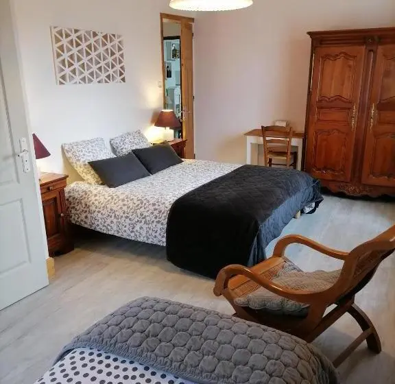 Standard Kolmen Hengen Huone, Maison La Vigne   Gîtes Et Chambres D Hôtes