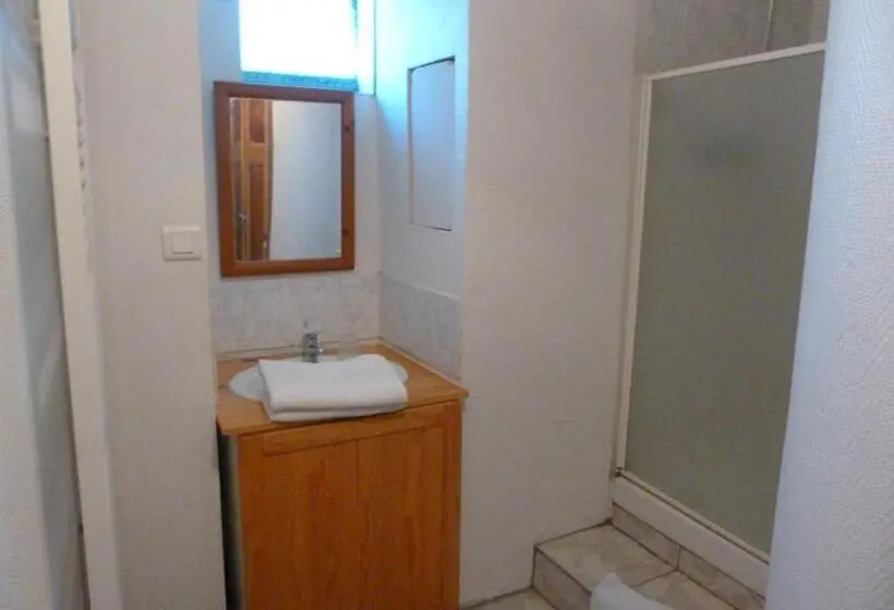 Huoneisto 1 Makuuhuone Pohjakerros, Maison La Vigne   Gîtes Et Chambres D Hôtes