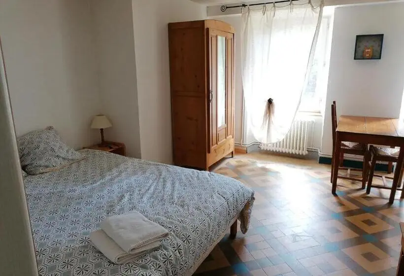 Huoneisto 1 Makuuhuone Pohjakerros, Maison La Vigne   Gîtes Et Chambres D Hôtes