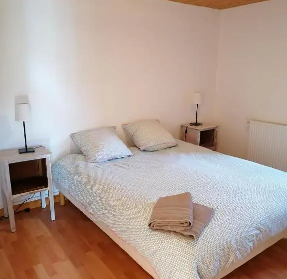 Huoneisto 1 Makuuhuone Parveke, Maison La Vigne   Gîtes Et Chambres D Hôtes