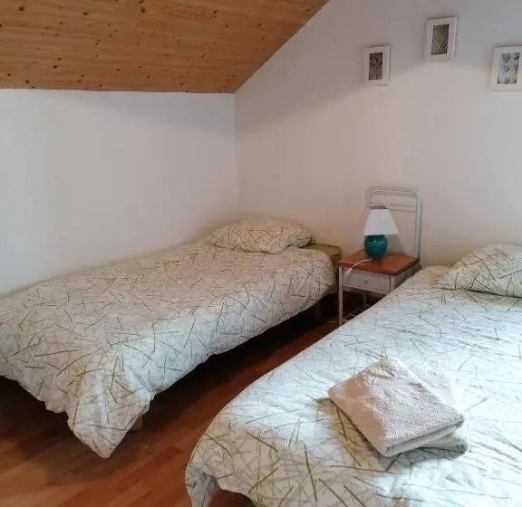 Huoneisto 1 Makuuhuone Parveke, Maison La Vigne   Gîtes Et Chambres D Hôtes