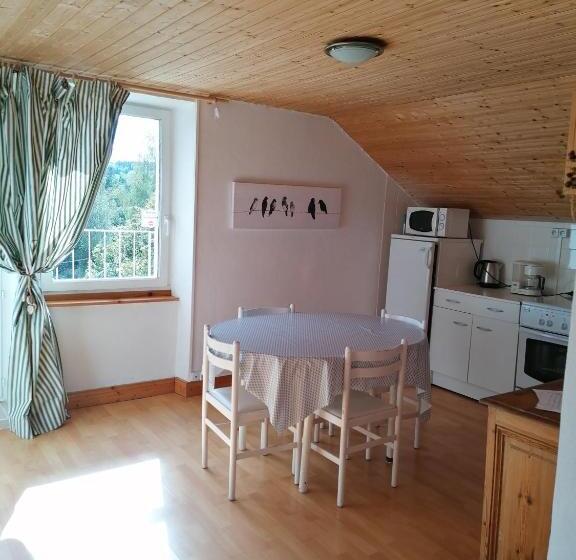 Апартаменты 1 Спальня с Балконом, Maison La Vigne   Gîtes Et Chambres D Hôtes