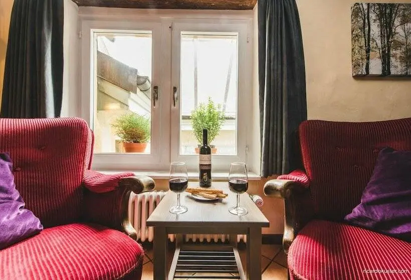 スタンダードルーム, Aux Chambres Du Banneret