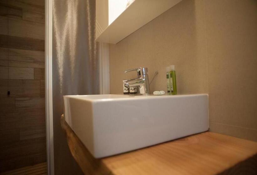 컴포트 룸, Belmonte