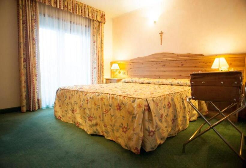 컴포트 룸, Belmonte