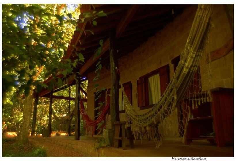 غرفة قياسية ثلاثية, Cantos Da Mata