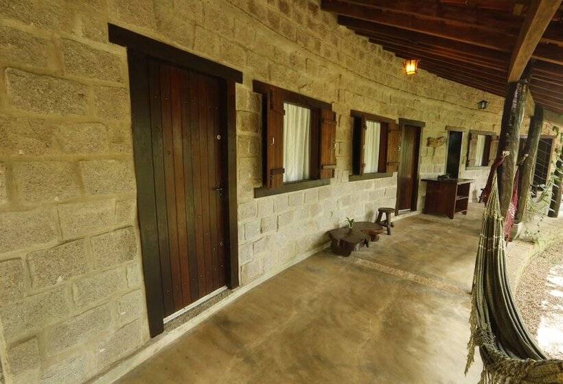 غرفة قياسية ثلاثية, Cantos Da Mata