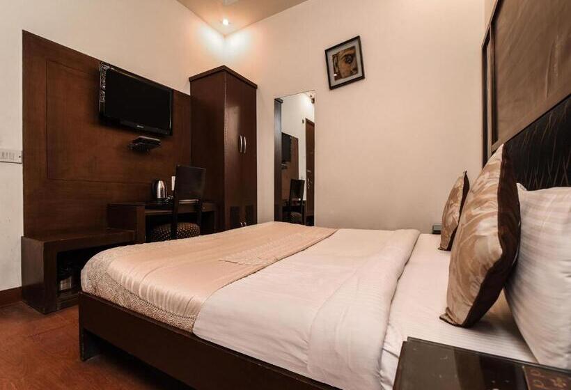 豪华房间, Haris Mg Road Gurugram