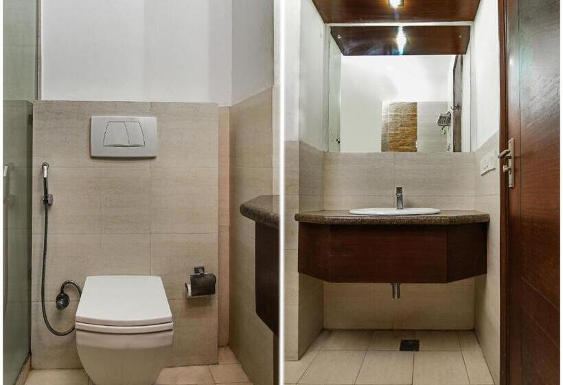 四人豪华间, Haris Mg Road Gurugram