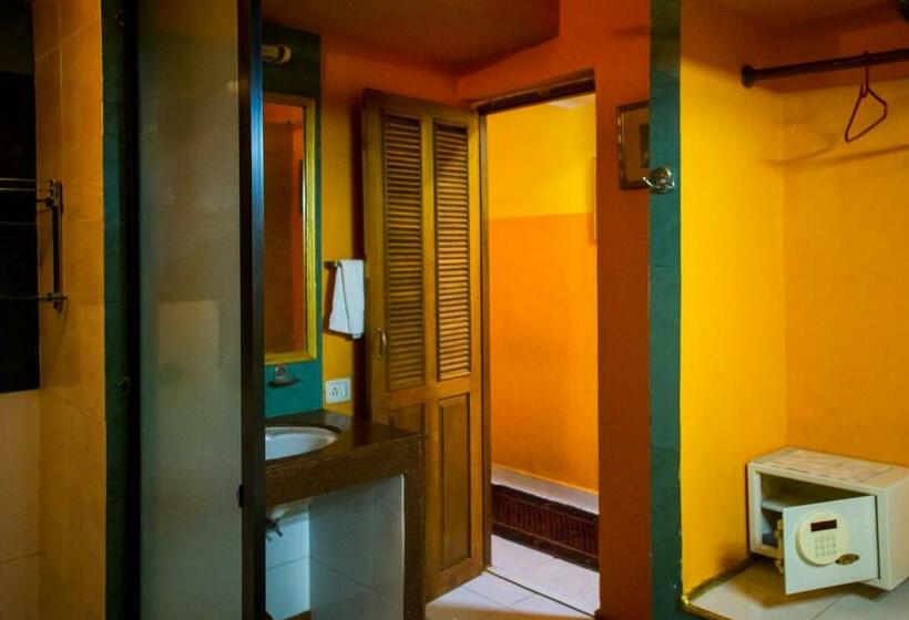Standard Room, Papa Jolly Eco Resort Near Morjim Beach
