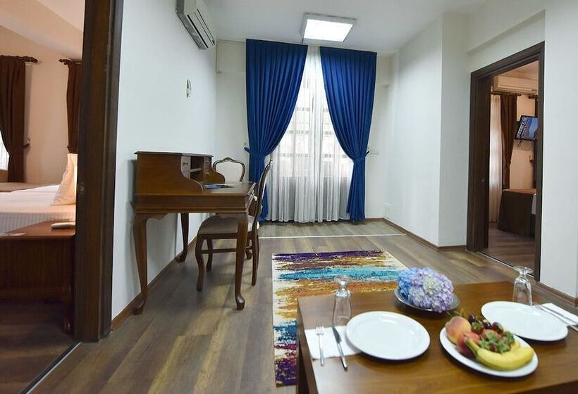 سوییت خانوادگی, Zagnospasa Konaklari