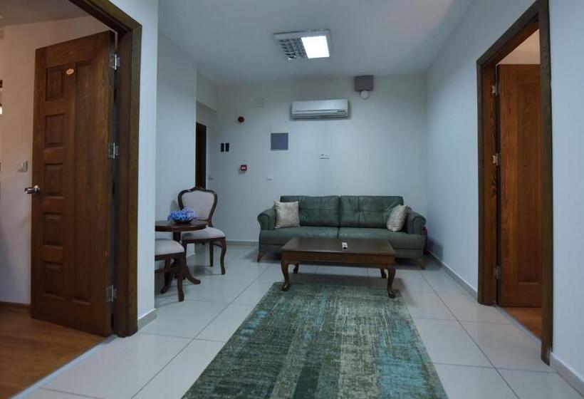 سوییت خانوادگی, Zagnospasa Konaklari