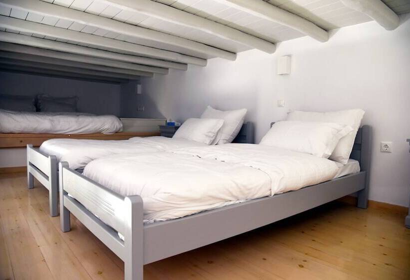 اتاق خانوادگی, Aletro Cottage Houses