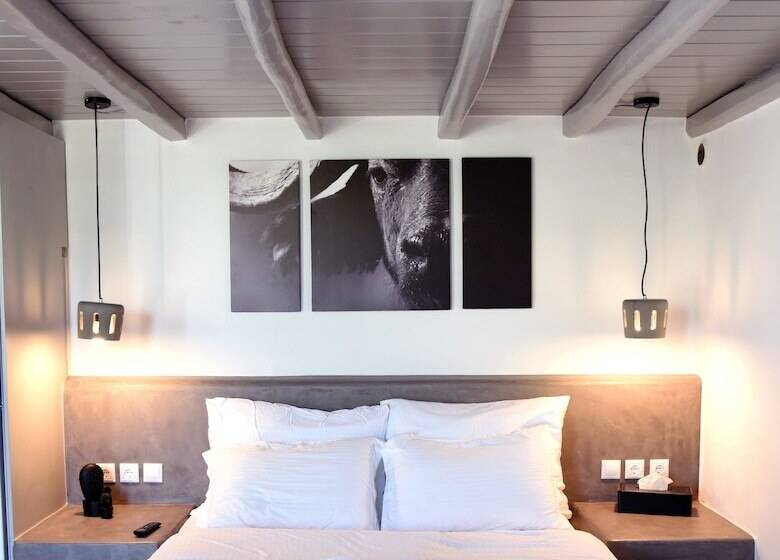 اتاق خانوادگی, Aletro Cottage Houses