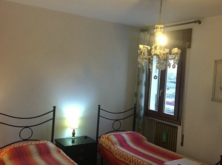 חדר סטנדרט חדר אמבטיה משותף, B&b Paradiso