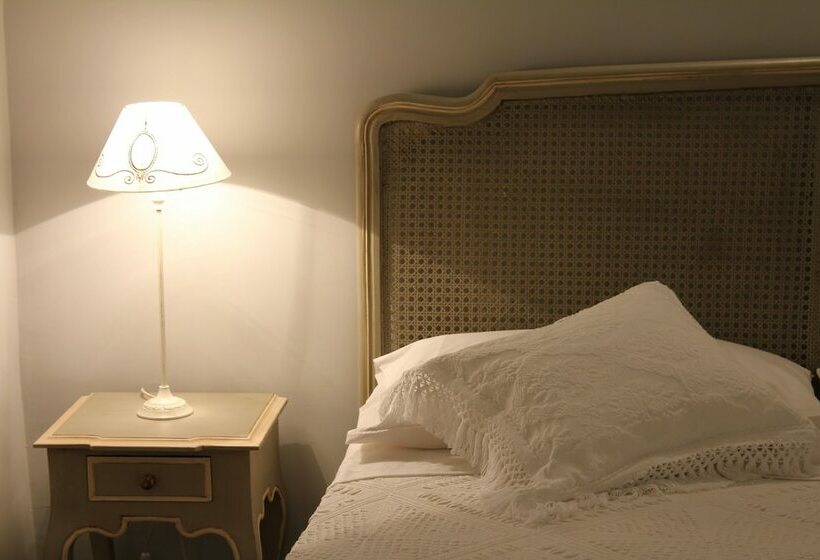 اتاق استاندارد سه نفره, Apartment Via Dell Astrologo