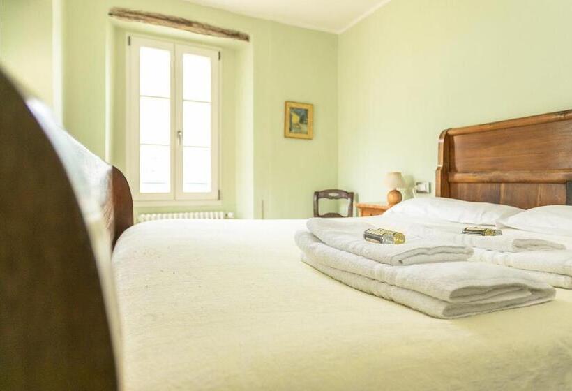 Standard Szoba Erkéllyel, Albergo Diffuso Ca' Spiga