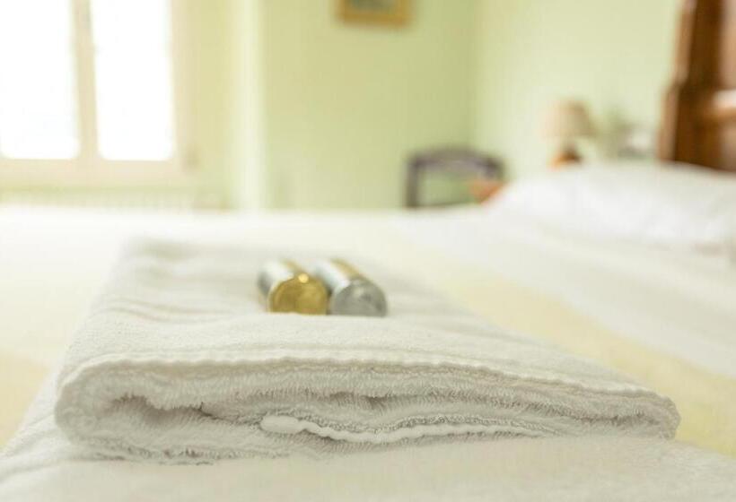 Номер Стандарт с Балконом, Albergo Diffuso Ca' Spiga