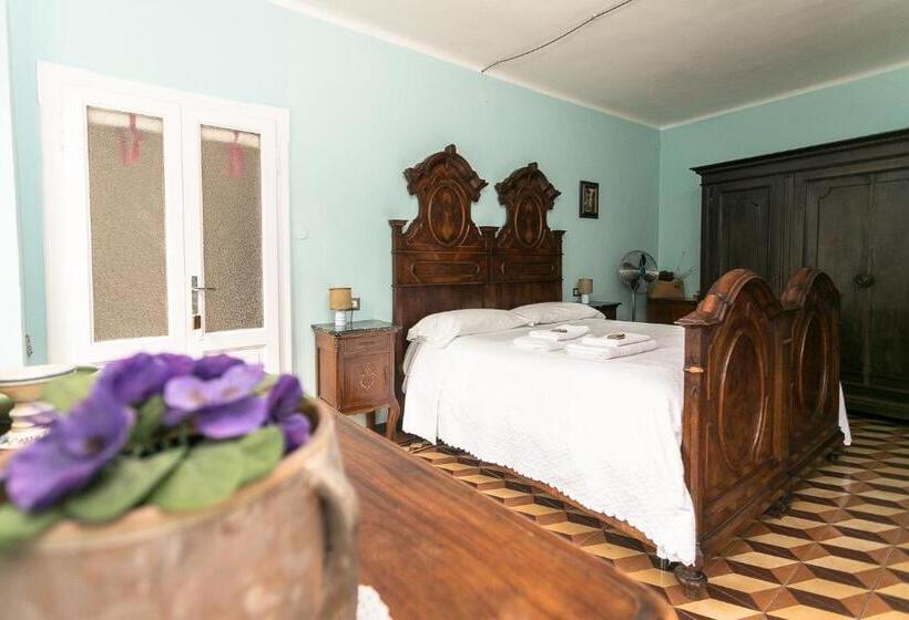 Deluxe Szoba Erkéllyel, Albergo Diffuso Ca' Spiga