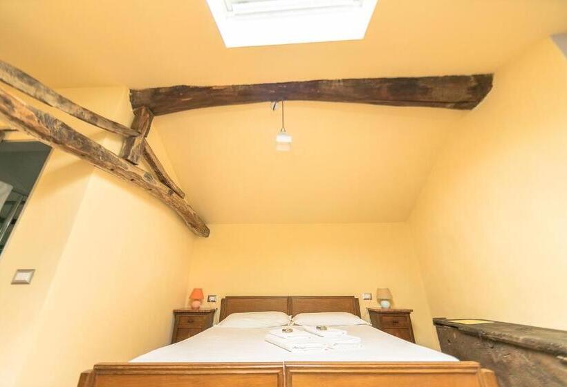 Háromágyas Standard Szoba, Albergo Diffuso Ca' Spiga