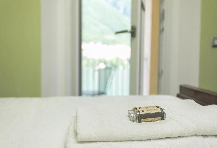 Номер Стандарт с Балконом, Albergo Diffuso Ca' Spiga