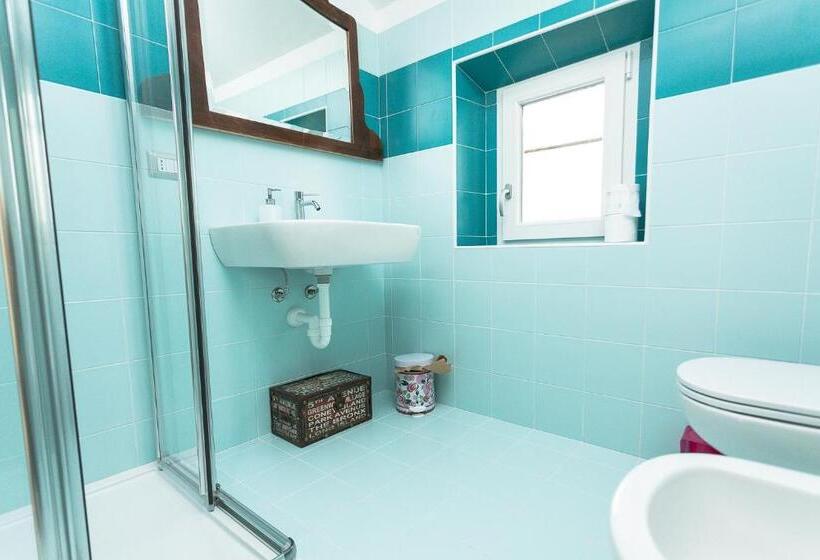 Háromágyas Standard Szoba, Albergo Diffuso Ca' Spiga