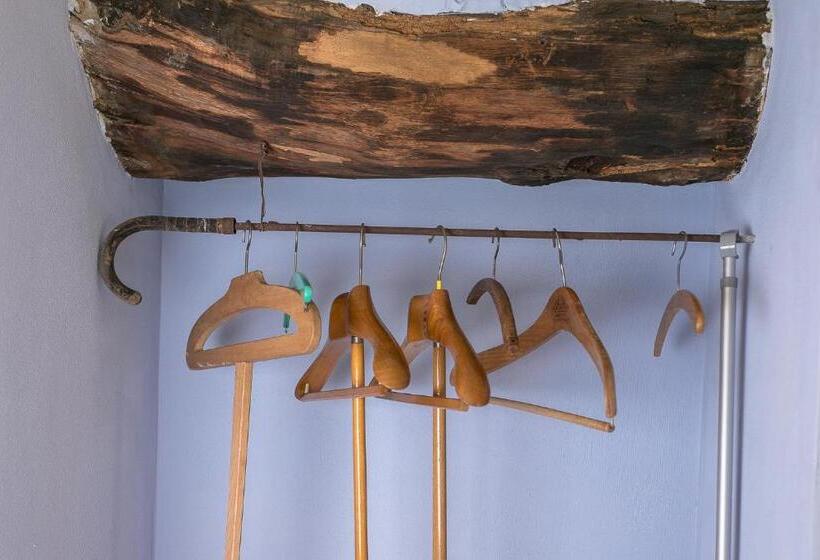 Háromágyas Standard Szoba, Albergo Diffuso Ca' Spiga