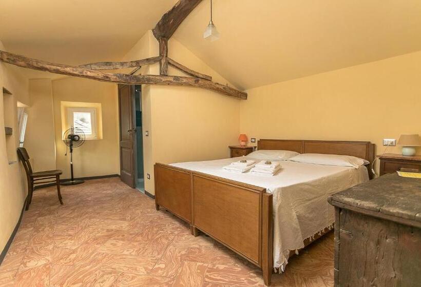 Háromágyas Standard Szoba, Albergo Diffuso Ca' Spiga