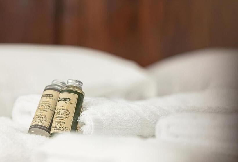 Superior Szoba King Size Bed, Albergo Diffuso Ca' Spiga