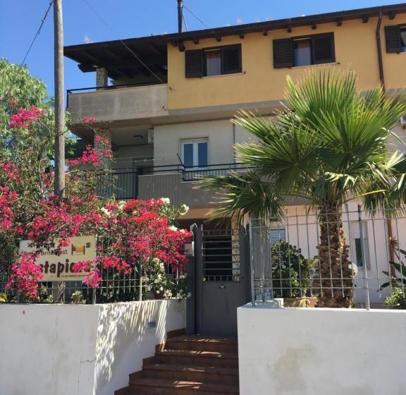 디럭스 룸, Costapicca