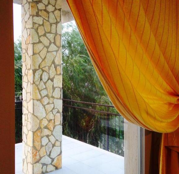 디럭스 룸, Costapicca