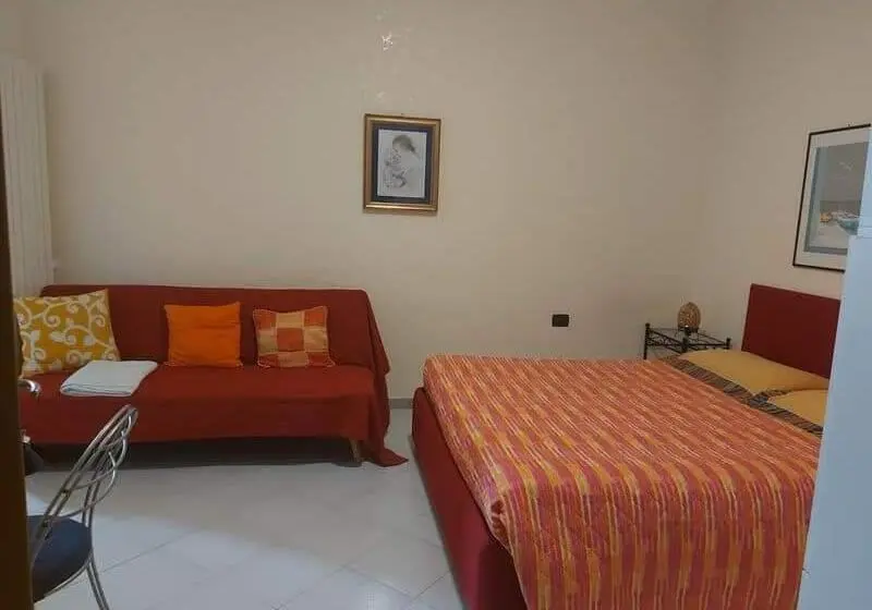 Comfort Kolmen Hengen Huone, Costapicca