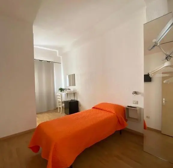 Standard Yhden Hengen Huone, Green Gallery Hotel And Restaurant