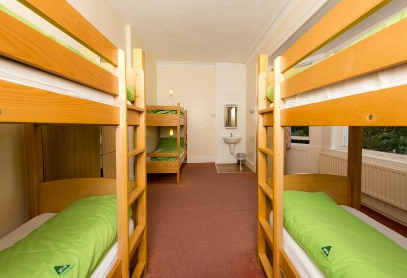 מיטה בחדר מעונות עם מקלחת משותפת, Yha Grasmere Butharlyp Howe