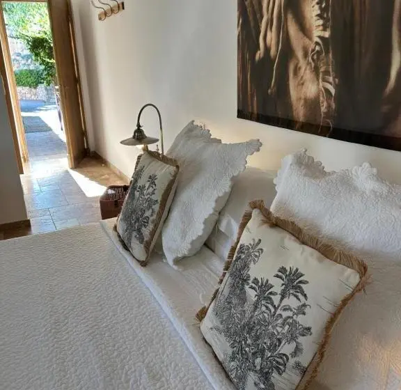 スーペリアールーム, Auberge De L Oumède