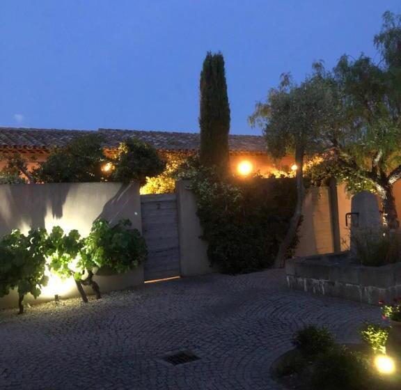 Люкс с Террасой, Auberge De L Oumède