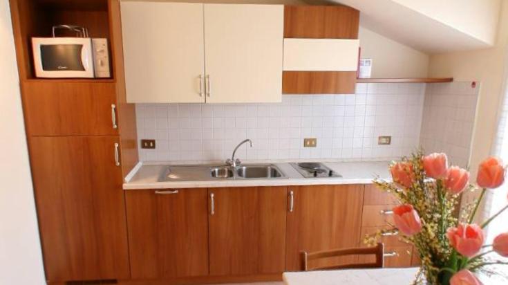 海の見える１ベッドルームアパートメント, Bianca Maria