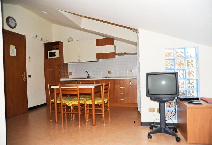 海の見える１ベッドルームアパートメント, Bianca Maria