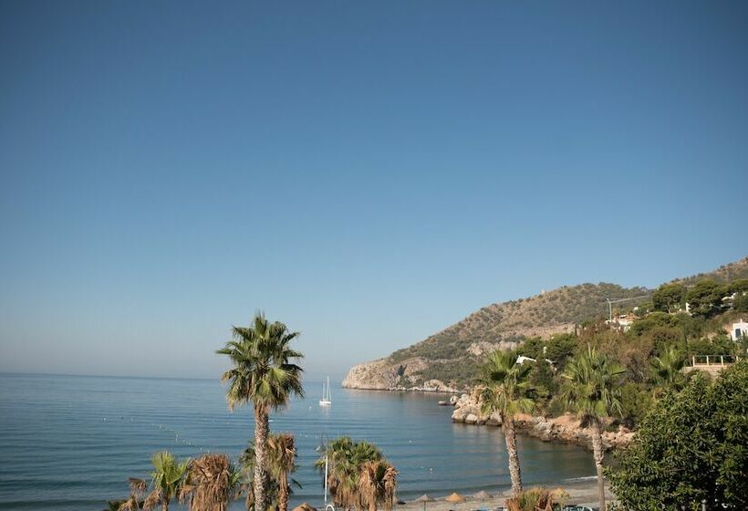 Номер Стандарт Вид на Море с Террасой, H Boutique Pena Parda