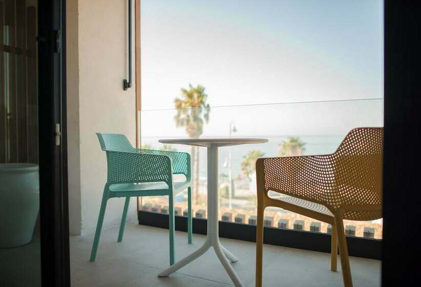 Номер Стандарт Вид на Море с Балконом, H Boutique Pena Parda