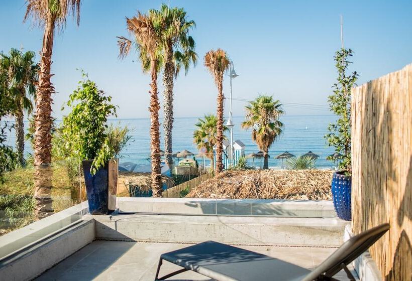 Номер Стандарт Вид на Море с Террасой, H Boutique Pena Parda