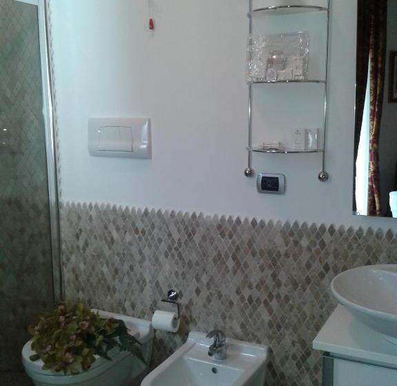 غرفة قياسية, Nappo